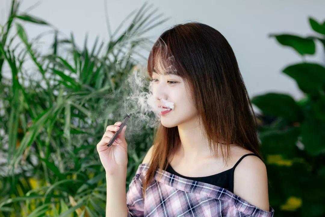 拔完牙可以抽电子烟吗？医生这样说