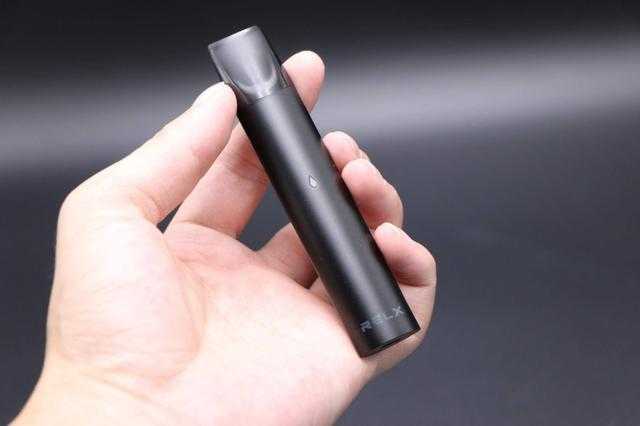 悦刻电子烟进水了灯一直闪是什么?