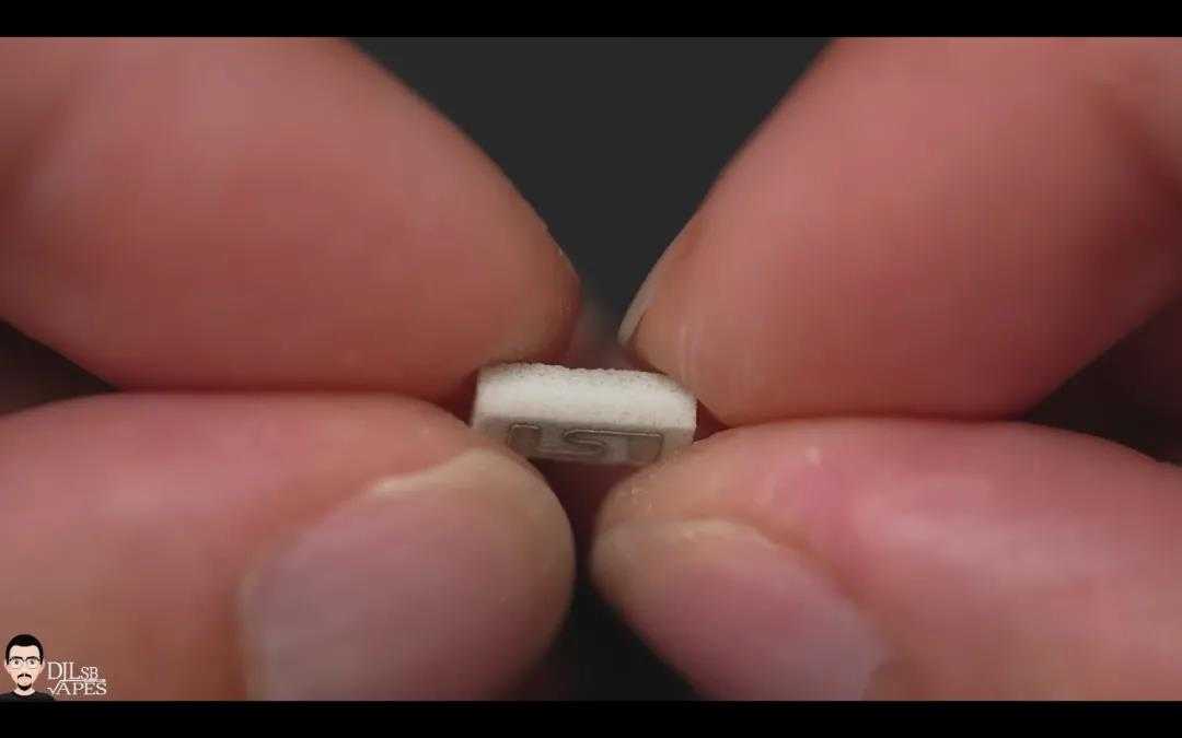 思摩尔全球首款陶瓷芯一次性电子烟产品曝光