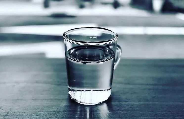 为什么电子烟越抽越渴?抽电子烟口渴怎么办?