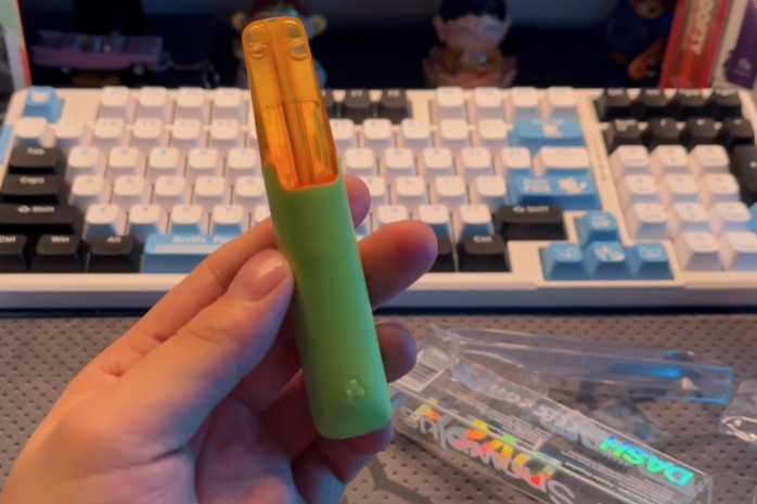 雪加鸭嘴兽西柚百香果口味深度评测:探索一次性电子烟的极致口感