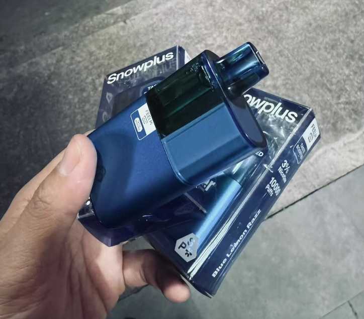 雪茄大板砖对比ICEMAX冰爆一次性电子烟，谁更胜一筹？