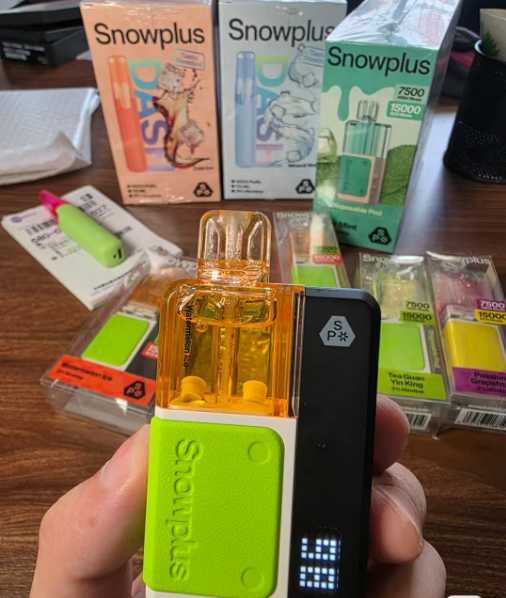 雪加Snowplus积木15000口电子烟：全方位深度测评，是否值得入手？
