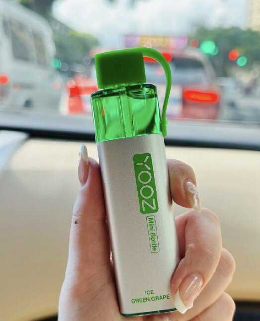Yooz柚子4000口一次性电子烟评测：透明油仓+可充电，值这个价吗？